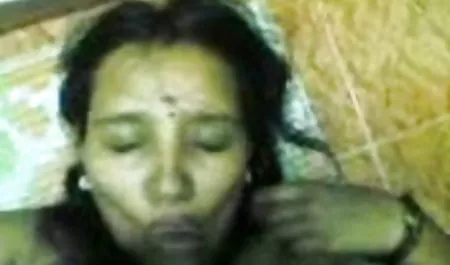 रूसी मूर्ति सौंदर्य उसे हैमेन खो देता है सेक्सी फुल मूवी वीडियो में
