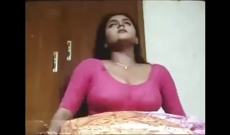 आकर्षक महिला, काले बाल वाली, मूठ मारना, अकेले, मोज़ा, खिलौने, वेश्या, योनि हिंदी में सेक्सी फिल्म दिखाइए