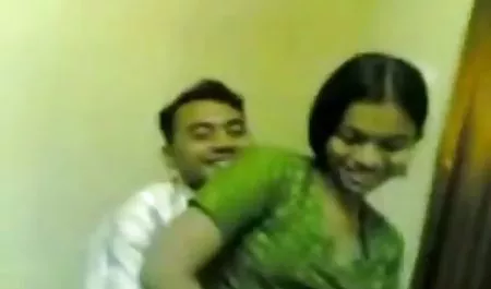 टैटू कुतिया के साथ गर्म घर का मूवी सेक्सी हिंदी में वीडियो सेक्स