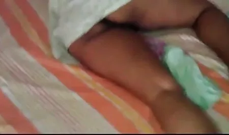 बाथरूम में धोने, सेक्सी फुल मूवी वीडियो में जबकि मेरी बहन कमबख्त