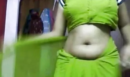 अपने छोटे और विस्फोट मुखौटा में भावनात्मक दोस्त और दुर्व्यवहार के साथ विस्फोट हिंदी में सेक्सी फिल्म हिंदी में सेक्सी