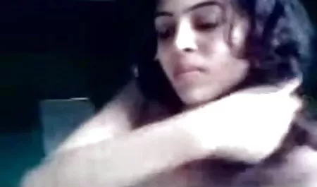 नर्स पहले यौन संबंध के लिए उसके दोस्त की मदद हिंदी सेक्सी मूवी वीडियो में की