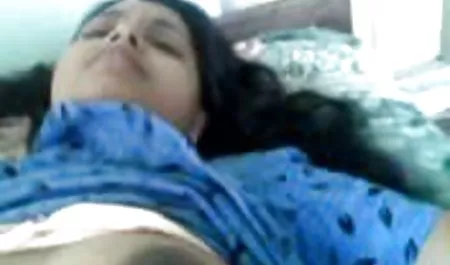 सुनहरे बालों वाली आबनूस लंड सेक्सी मूवी दिखाओ हिंदी में का एक गुच्छा चूसा
