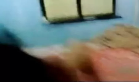सभी गर्म इंग्लिश फिल्म सेक्सी वीडियो में छेद में कुतिया फूहड़ से हाथापाई