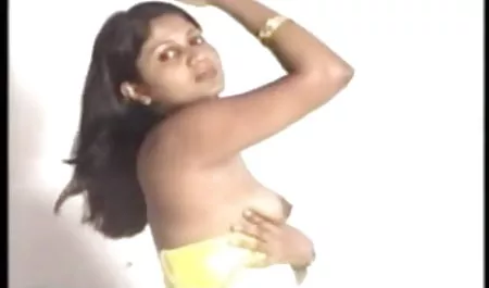 दो भावनात्मक चमड़े की कुर्सियों पर हस्तमैथुन इंग्लिश में सेक्सी मूवी