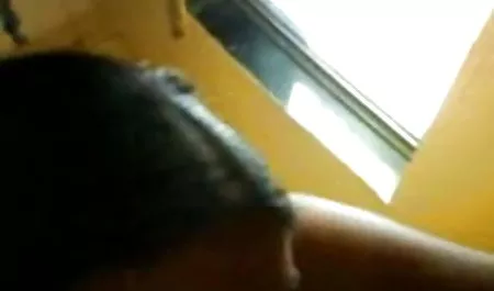 एमआईएलए उसके प्रेमी fucks जबकि उसके पति सेक्सी पिक्चर वीडियो में सेक्सी वीडियो में घर पर नहीं है