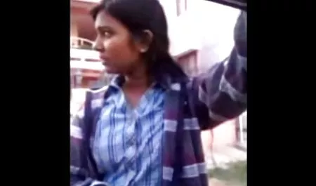 चिकन गंदगी के इंग्लिश पिक्चर सेक्स वीडियो में समाप्त होंठ