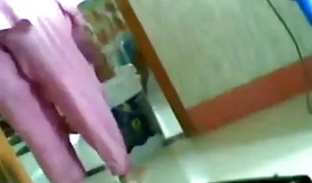 बड़े होसेस कॉस्मो कॉस्मो हिंदी सेक्सी फिल्म हिंदी में मुर्गियों पर फैला