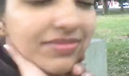 बिग हिंदी सेक्सी मूवी वीडियो में कुतिया खाती है और मुर्गा सवारी