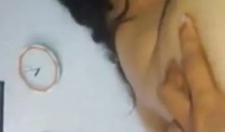 मैं एक स्वादिष्ट जीभ बना दिया है सेक्सी फिल्म दिखाइए हिंदी में और अपने आप को एक बिल्ली दे दी है