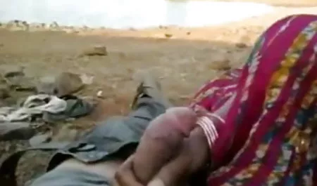 आकर्षक सेक्सी हिंदी में फिल्म श्यामला के एकाधिक कामोत्ताप