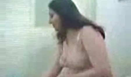 गधा हिंदी में सेक्सी फिल्म हिंदी में सेक्सी की एक प्लेग के साथ एक सेक्सी गोरा के लिए तीन चड्डी.