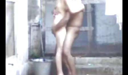 सो रही सेक्सी फिल्म पंजाबी वीडियो में है जबकि बहन उसकी प्रेमिका फाड़े