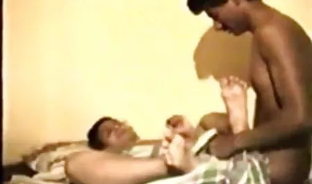 बिग सेक्सी फिल्म वीडियो में हद लंड ब्लैक और आबनूस कट्टर अंतरजातीय पीओवी