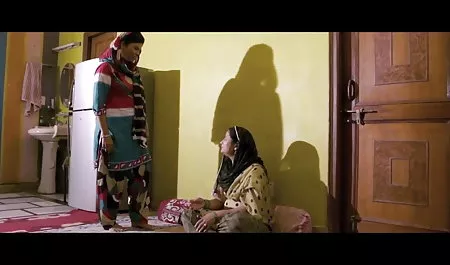 युवा सौंदर्य उसके दोस्त के सेक्सी फिल्म हिंदी में सेक्सी लिए लंबे शराबी डिक खाती