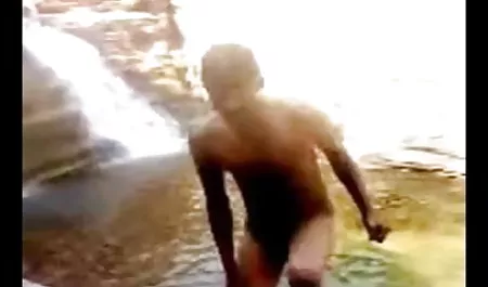 दो बच्चों को उनके अच्छे सेक्सी मूवी मूवी हिंदी में दोस्त कमबख्त ।