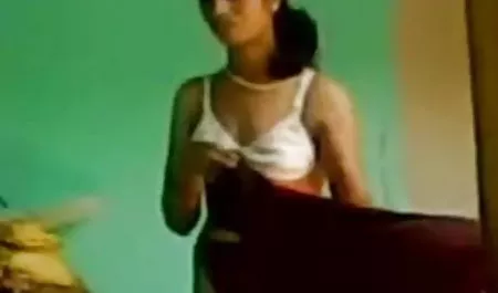 दादा फिल्म भेजो सेक्सी में और पोती युवा निपल्स के साथ यौन संबंध रखने वाले
