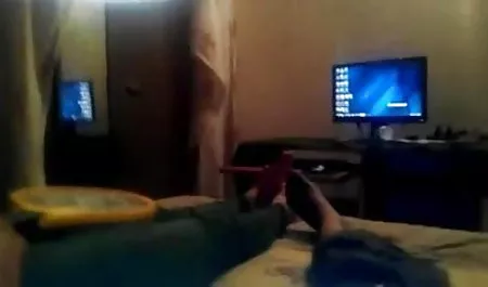 अकेले सेक्सी फिल्म पिक्चर वीडियो में खूबसूरत मूठ मारना
