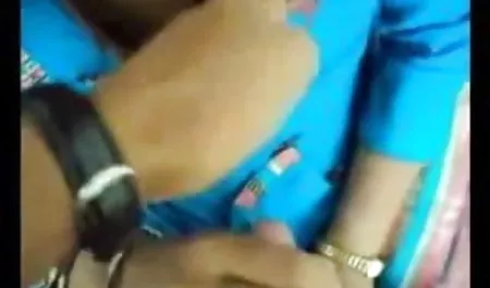 पेड़ काटने वाला यादृच्छिक एक मजबूत ठोस सेक्सी फिल्म भेजो हिंदी में पर सवारी कर रहा है