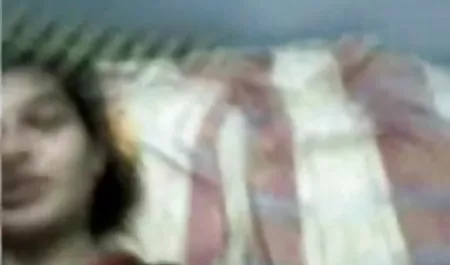 संवेदी रूसी लड़की के सेक्सी फिल्म देना वीडियो में साथ गुदा सेक्स