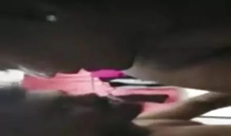 एक सेक्सी फिल्म सेक्सी फिल्म हिंदी में वीडियो लड़की गाल से लिंग लेता है और एक लचीला लिंग के तहत उसे बिल्ली की जगह