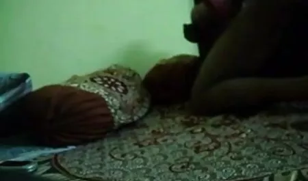 वर्जिन निप्पल हिंदी में सेक्सी फिल्म एचडी के एक युवा सदस्य के साथ ध्वस्त कर दिया था